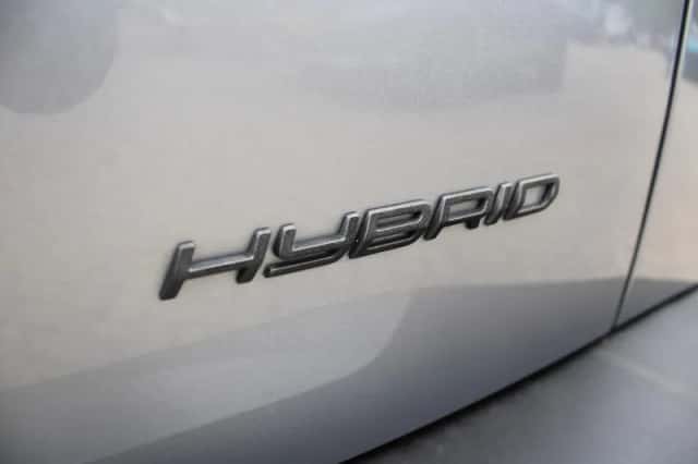 Peugeot 2008 (2024) thumbnail 13