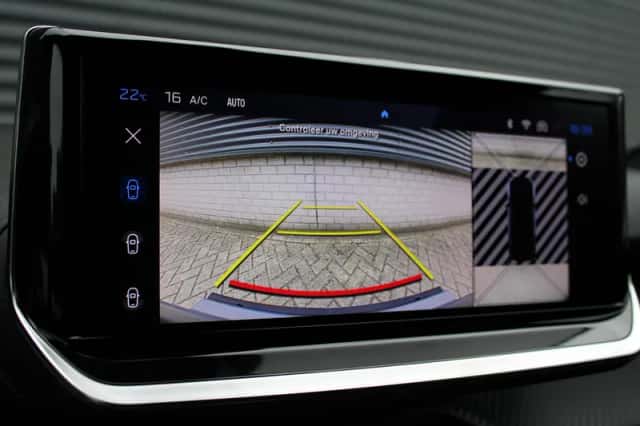 Peugeot 2008 (2024) thumbnail 15