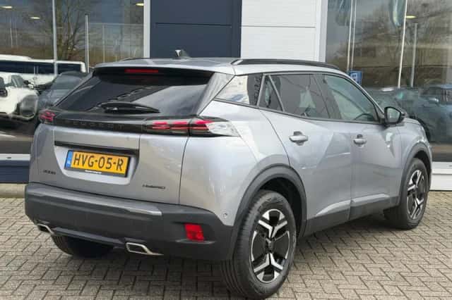 Peugeot 2008 (2024) thumbnail 6