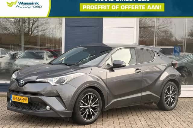 Toyota C-HR (2020) thumbnail 1