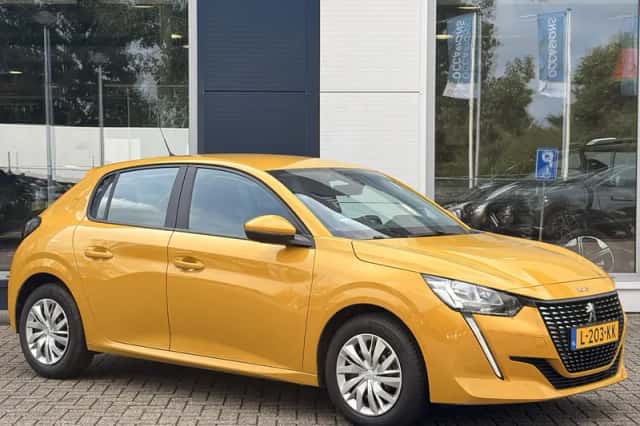 Peugeot 208 (2021) thumbnail 3