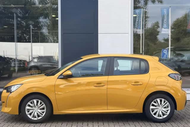 Peugeot 208 (2021) thumbnail 4