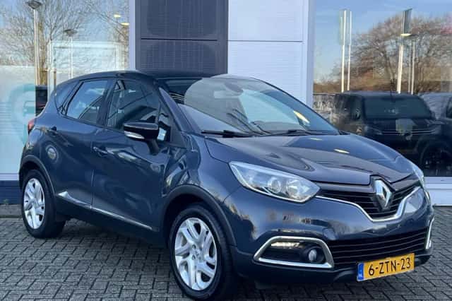 Renault Captur (2015) thumbnail 2