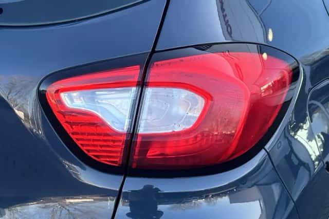 Renault Captur (2015) thumbnail 12