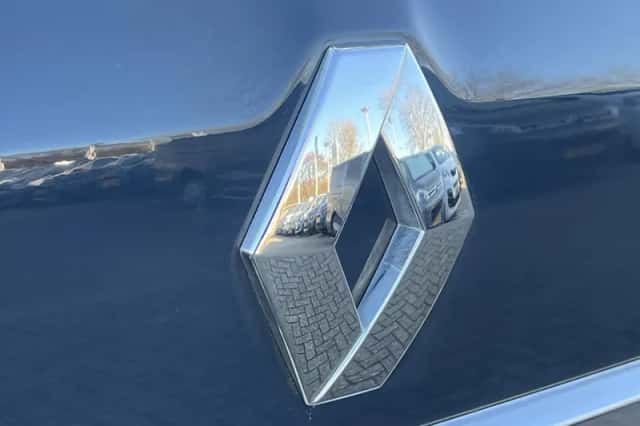 Renault Captur (2015) thumbnail 14