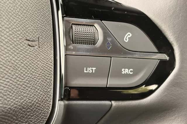 Peugeot e-2008 (2026) thumbnail 12