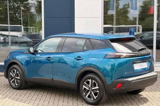 Peugeot e-2008 (2026) thumbnail 3
