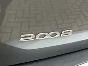 Peugeot 2008 (2021) thumbnail 17