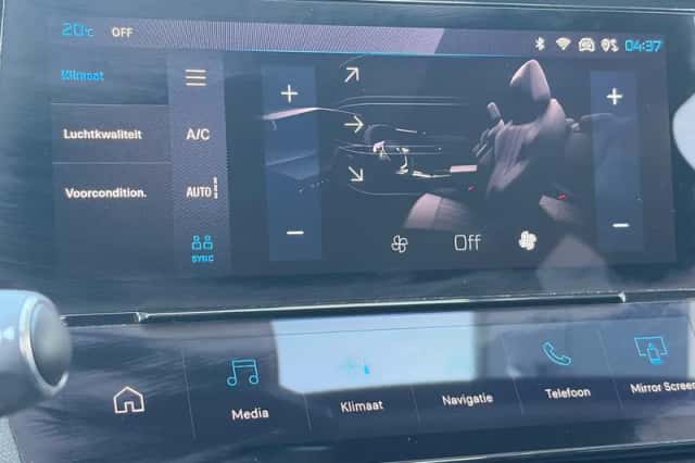 Peugeot 308 (2022) thumbnail 23