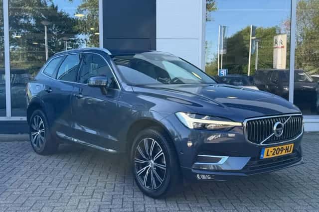 Volvo XC60 (2021) thumbnail 2
