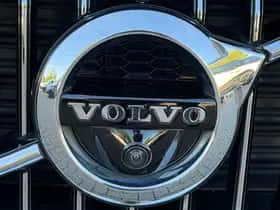 Volvo XC60 (2021) thumbnail 17