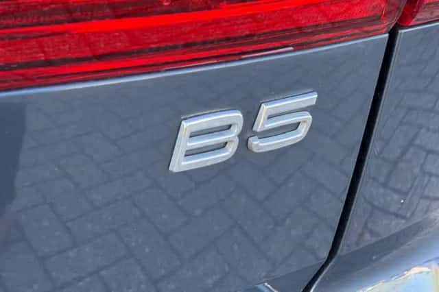 Volvo XC60 (2021) thumbnail 19