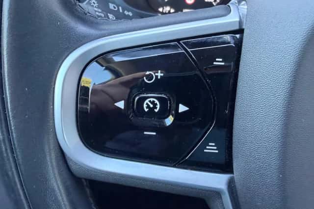 Volvo XC60 (2021) thumbnail 29