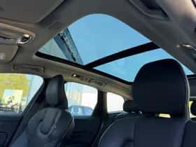 Volvo XC60 (2021) thumbnail 31
