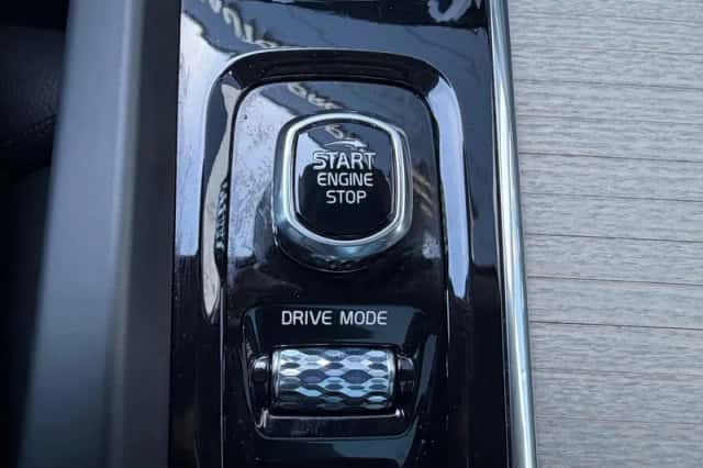 Volvo XC60 (2021) thumbnail 45