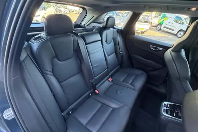 Volvo XC60 (2021) thumbnail 48