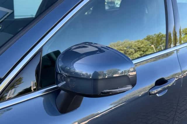 Volvo XC60 (2021) thumbnail 9