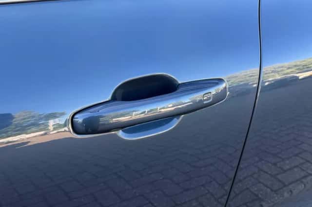 Volvo XC60 (2021) thumbnail 10