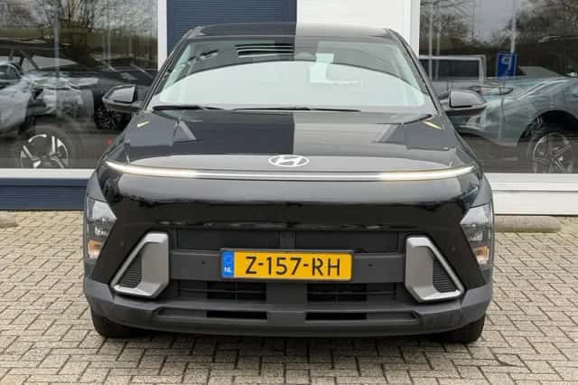 Hyundai Kona (2024) thumbnail 3