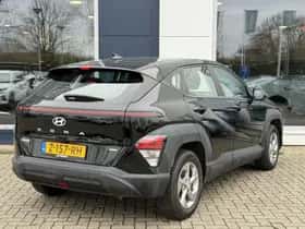 Hyundai Kona (2024) thumbnail 4