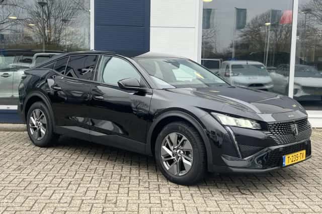 Peugeot 408 (2023) thumbnail 2
