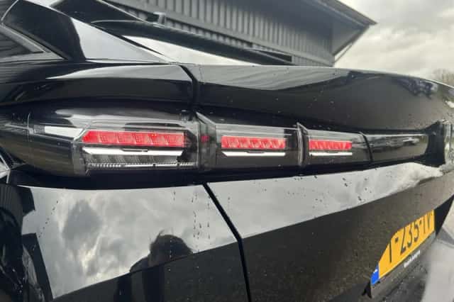 Peugeot 408 (2023) thumbnail 11