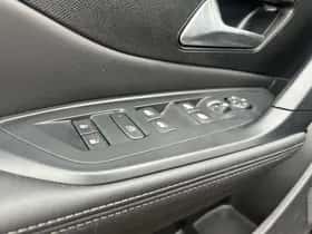 Peugeot 408 (2023) thumbnail 12