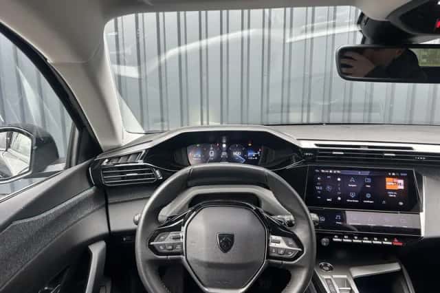 Peugeot 408 (2023) thumbnail 13