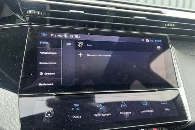 Peugeot 408 (2023) thumbnail 28