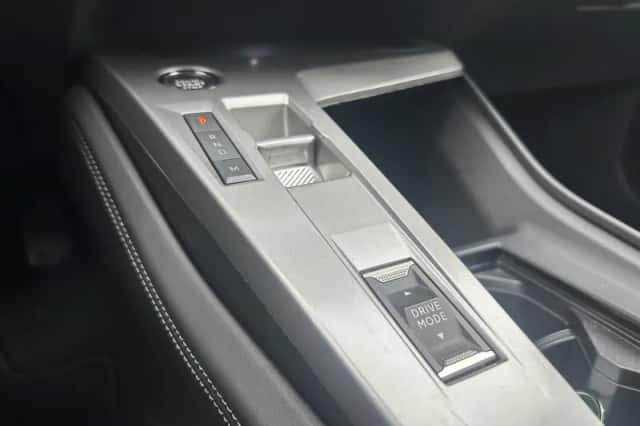 Peugeot 408 (2023) thumbnail 32