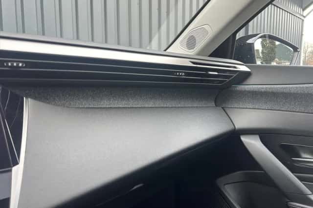 Peugeot 408 (2023) thumbnail 36