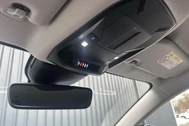 Peugeot 408 (2023) thumbnail 37