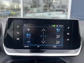 Peugeot 2008 (2022) thumbnail 23
