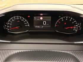 Peugeot 208 (2021) thumbnail 14