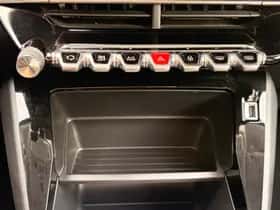 Peugeot 208 (2021) thumbnail 25