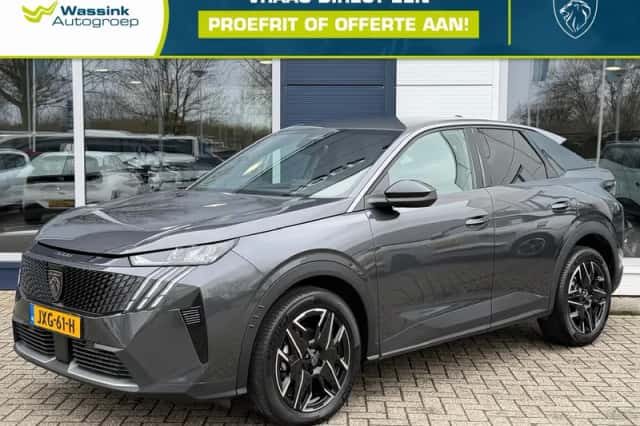 Peugeot 3008 (2025) thumbnail 1