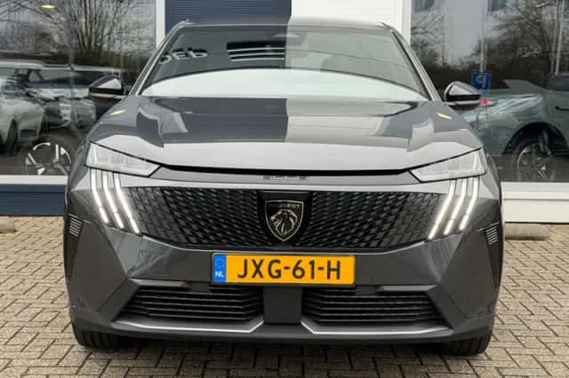 Peugeot 3008 (2025) thumbnail 3