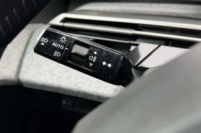 Peugeot 3008 (2025) thumbnail 21