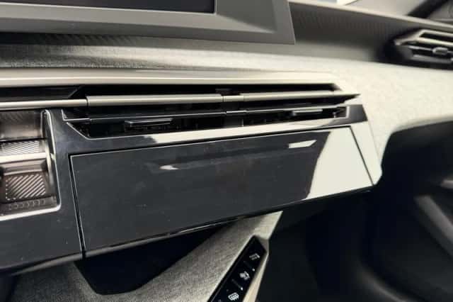 Peugeot 3008 (2025) thumbnail 33