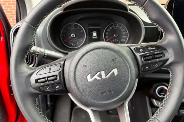 Kia Picanto (2022) thumbnail 19