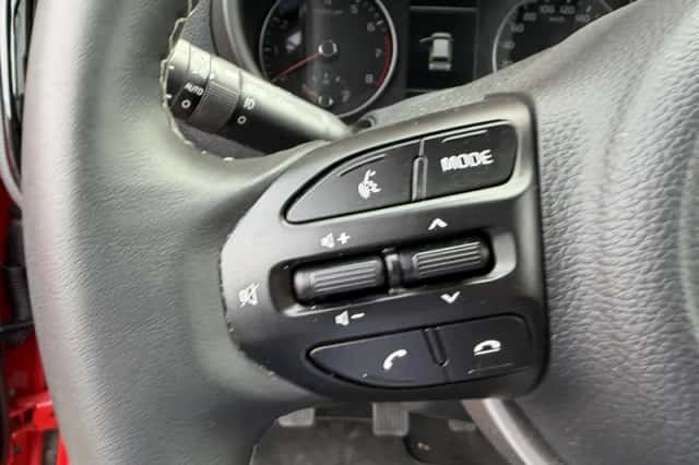 Kia Picanto (2022) thumbnail 20