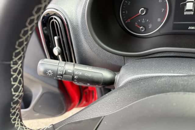 Kia Picanto (2022) thumbnail 22