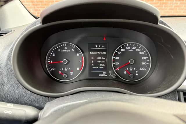 Kia Picanto (2022) thumbnail 24