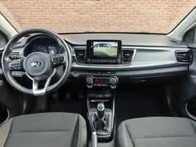 Kia Rio (2021) thumbnail 11