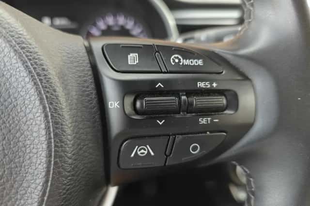 Kia Rio (2021) thumbnail 14