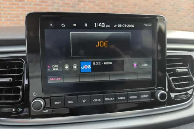 Kia Rio (2021) thumbnail 17