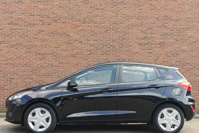 Ford Fiesta (2019) thumbnail 2