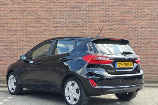 Ford Fiesta (2019) thumbnail 3