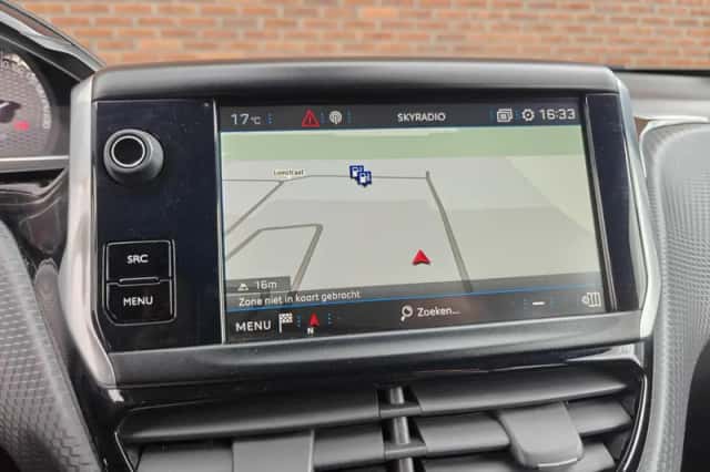 Peugeot 2008 (2019) thumbnail 11