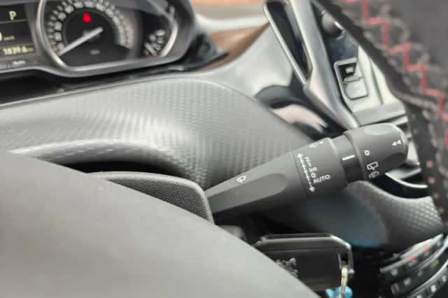 Peugeot 2008 (2019) thumbnail 18